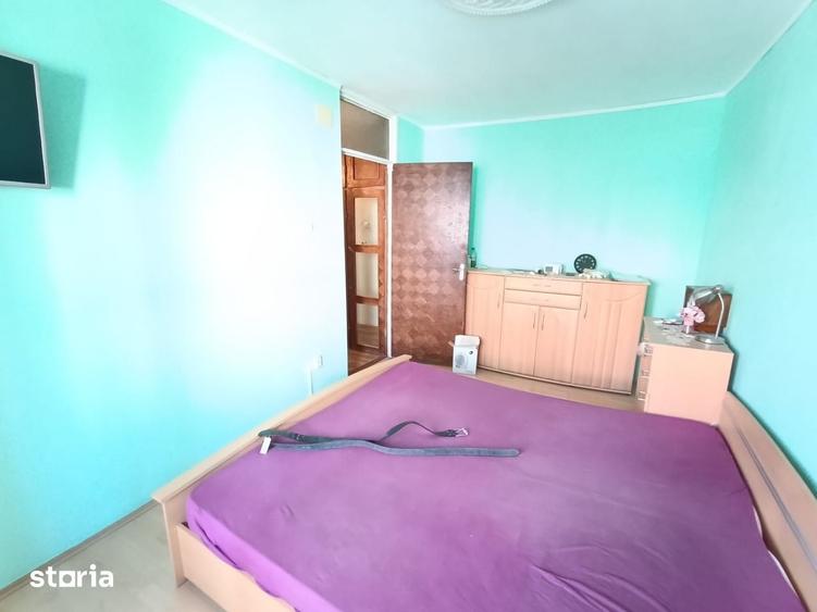 Apartament cu 4 camere decomandat în Micălaca