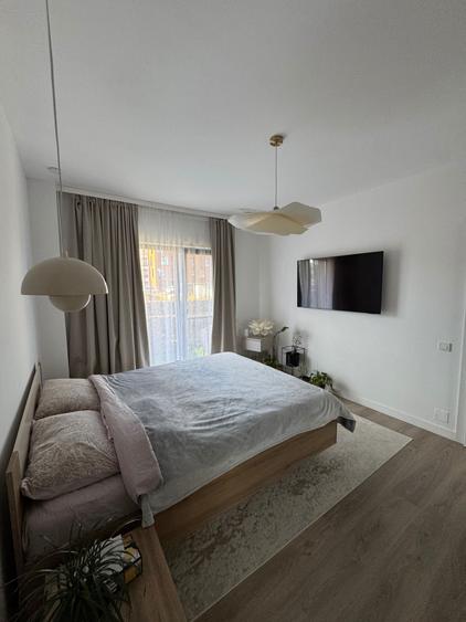 Apartament cu 2 camere semidecomandat în Florești
