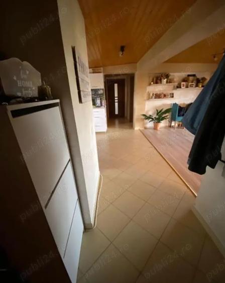 Apartament cu 3 camere decomandat în Rahova