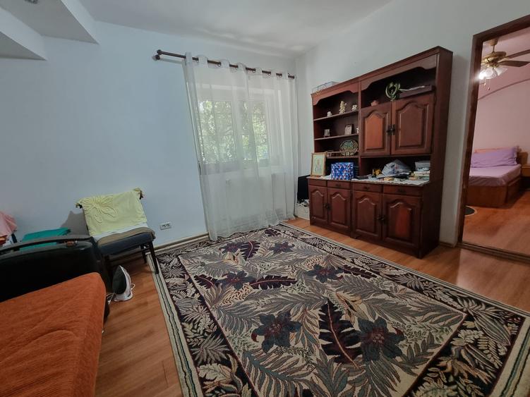 Casă individuală cu 5 camere cu Teren 1750 Mp în Movilița