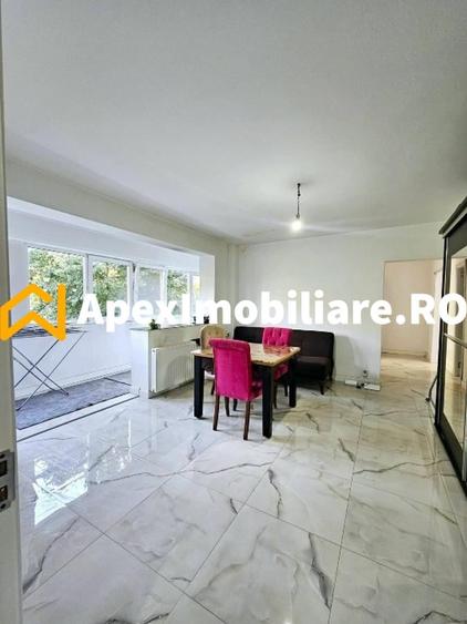 Apartament cu 3 camere decomandat, mobilat în Alexandru Obregia