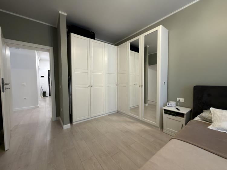 Apartament cu 2 camere semidecomandat, mobilat în Dumbrăvița