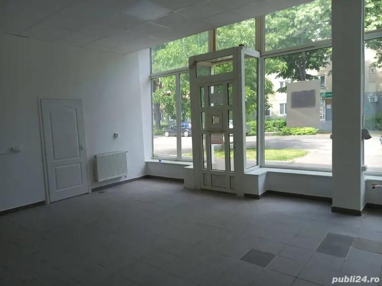 Spațiu comercial, de 265 mp, în Cloșca