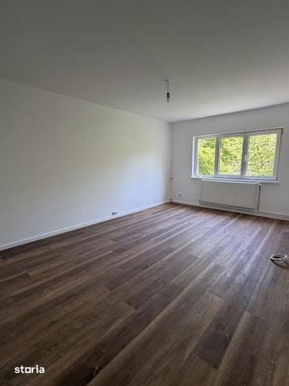 Vand Apartament 2 camere Rovine - 2