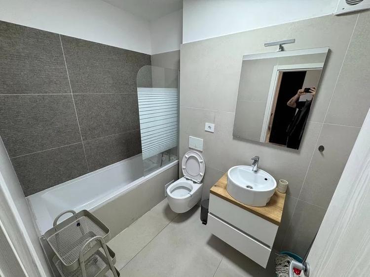 Apartament cu 2 camere decomandat, mobilat în Pipera