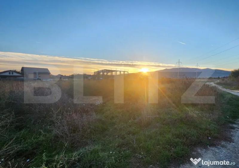 Teren de 4000 mp, în Central