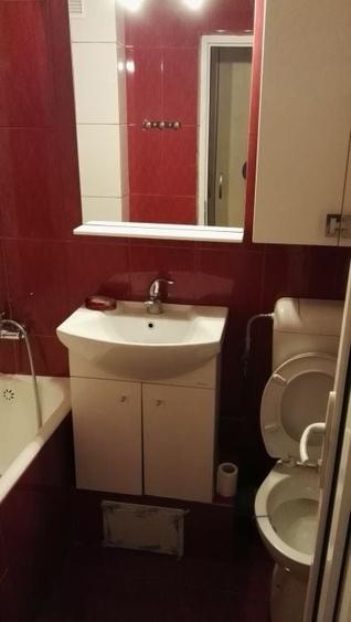 Apartament cu 3 camere semidecomandat în Nord