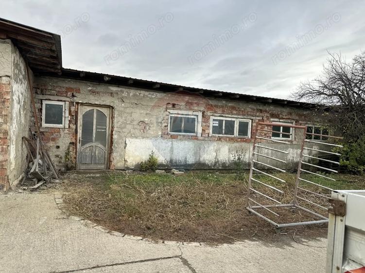 Spațiu comercial, de 433 mp, în Izvoare (Dumbrava Roșie)