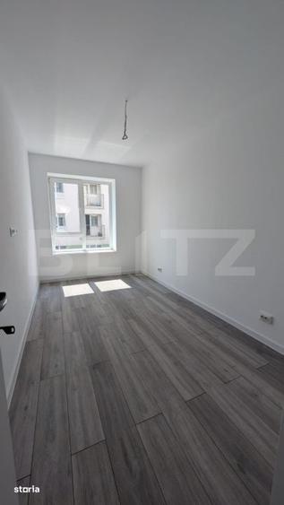 Apartament cu 3 camere decomandat în Valea