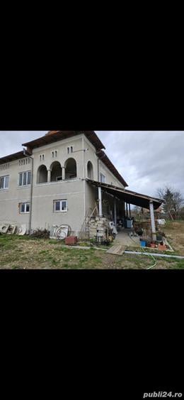Casă cu Teren 3000 Mp în Sinești