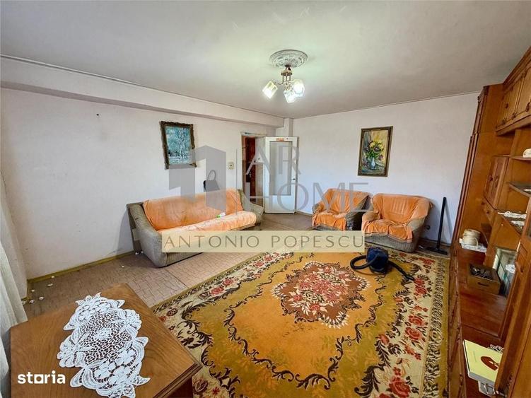Apartament cu 3 camere decomandat în Cantacuzino