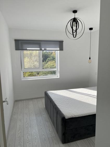 Apartament cu 2 camere decomandat în Rediu