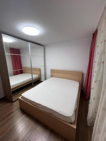 Apartament cu 3 camere în Gorjului