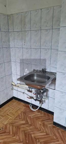 Garsonieră decomandată în Brâncoveanu