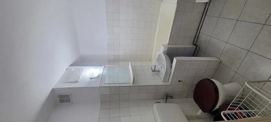 Apartament cu 2 camere semidecomandat în Lipovei