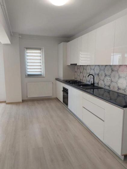 Apartament cu 2 camere semidecomandat, mobilat în Florești — fotografia 2