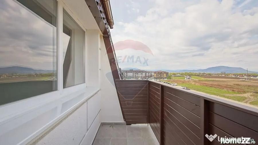 Apartament cu 2 camere decomandat în Sânpetru