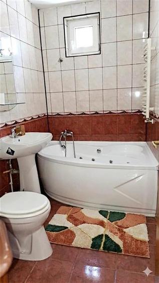 Ap. 3 camere, zona Centru - 10