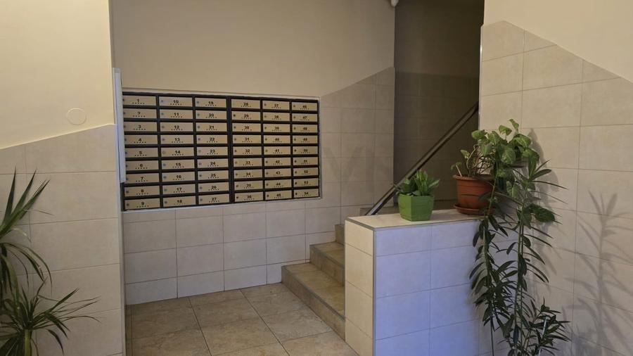 Apartament cu 2 camere semidecomandat, mobilat în Gara de Nord