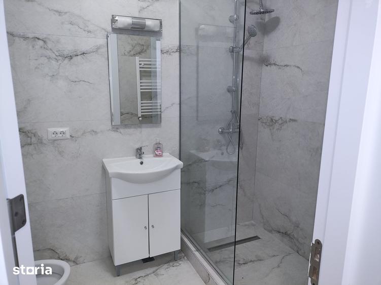 Apartament cu 2 camere decomandat în Berceni