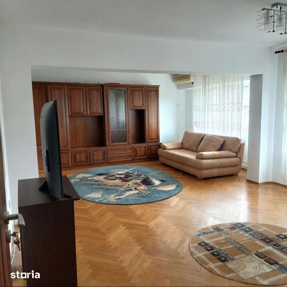 Apartament cu 4 camere în Frumoasa