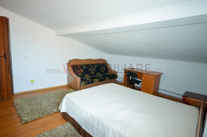 Apartament cu 4 camere decomandat, mobilat în Parcul Carol