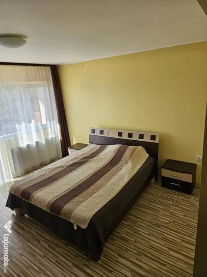 Casă cu 7 camere în Dancu