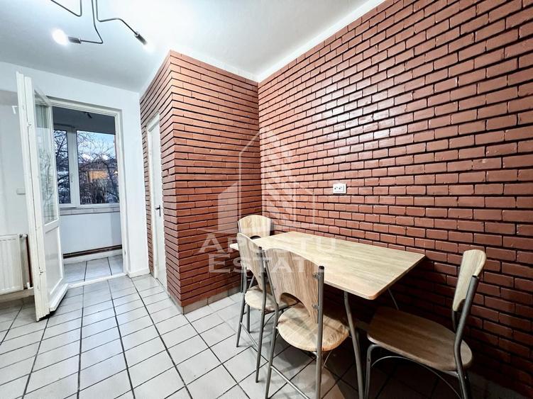Apartament cu 2 camere semidecomandat, mobilat în Circumvalațiunii