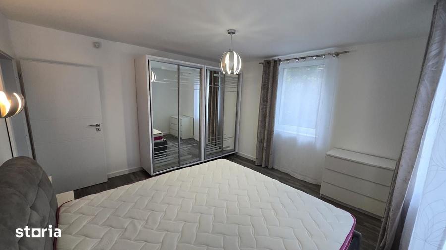 Casă cu 6 camere cu Teren 157 Mp în Dâmbul Rotund