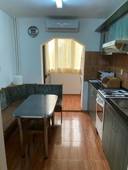 Apartament cu 2 camere decomandat în Rogerius