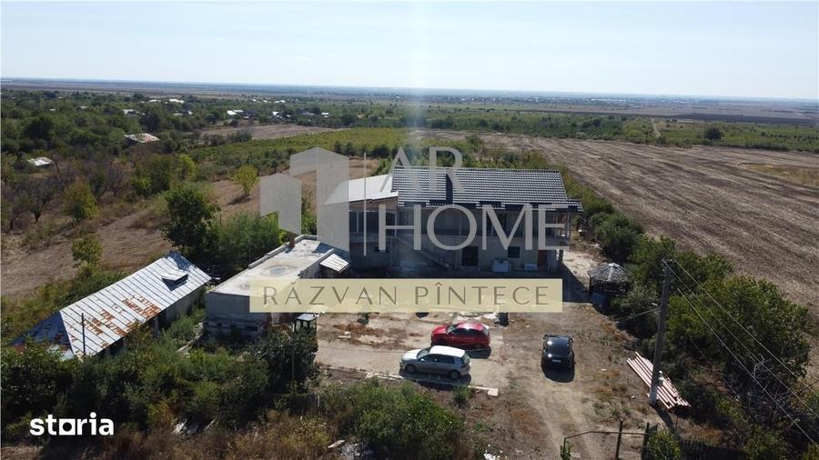 Spațiu comercial, de 450 mp, în Păltiniș