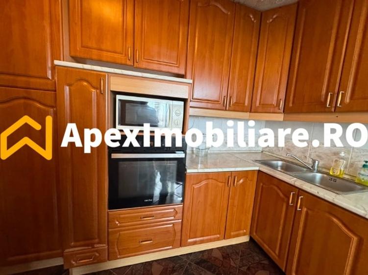 Apartament cu 3 camere decomandat, mobilat în Unirii