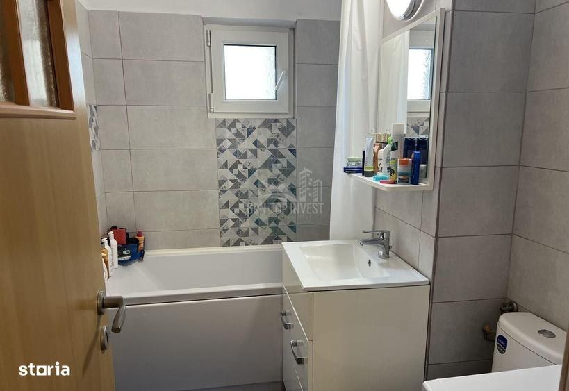 Apartament cu 2 camere decomandat în Turnișor