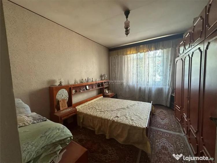 Apartament cu 3 camere decomandat în Luncă