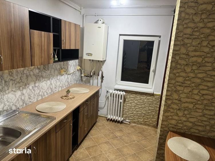 Apartament de inchiriat 2 camere - zona Garii - 1