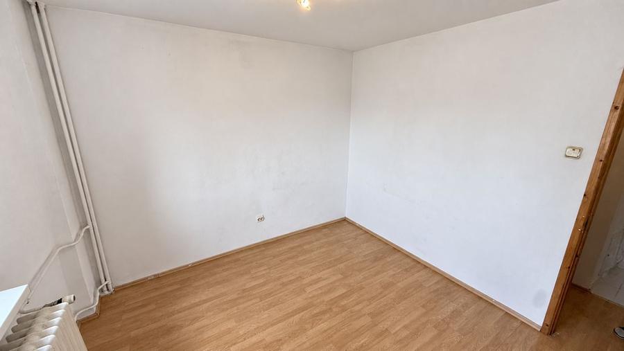 Apartament cu 2 camere decomandat în Moșilor