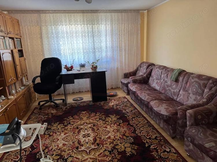 Casă cu Teren 2405 Mp în Vasile Alecsandri