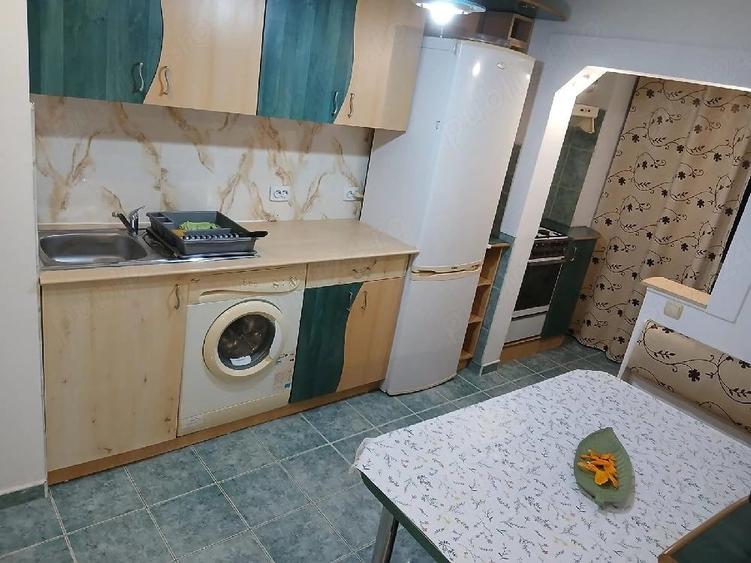 Apartament cu 2 camere decomandat în Vasile Aaron