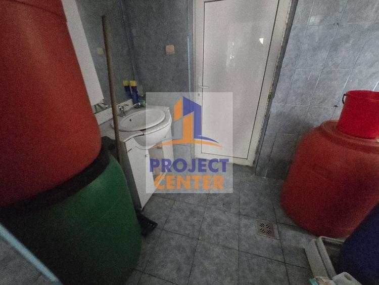 Casă cu 3 camere cu Teren 2101 Mp în Albota