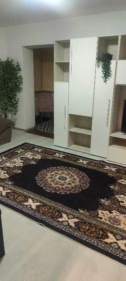 Apartament cu 2 camere semidecomandat, mobilat în Timpuri Noi