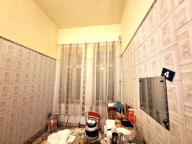 Casă cu Teren 50 Mp în Central