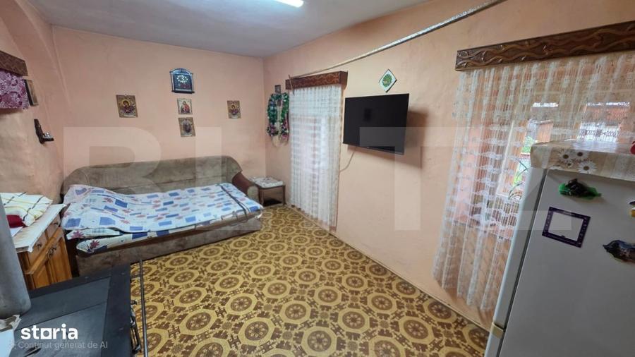 Casă cu 4 camere în Șieu