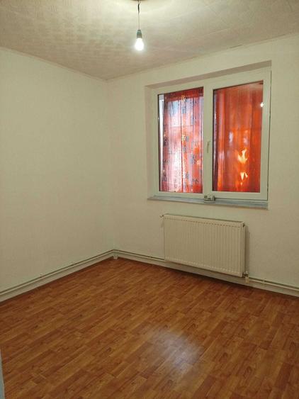 Apartament cu 2 camere decomandat în Turnu Măgurele