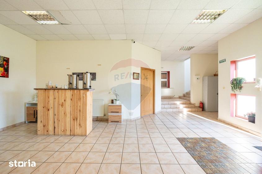 Spațiu comercial, de 350 mp, în Găvana