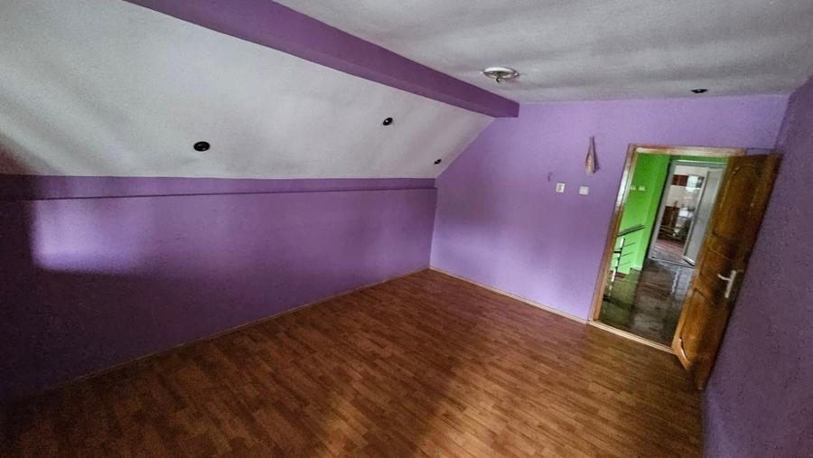 Casă individuală cu 5 camere cu Canalizare în Enachiță Văcărescu