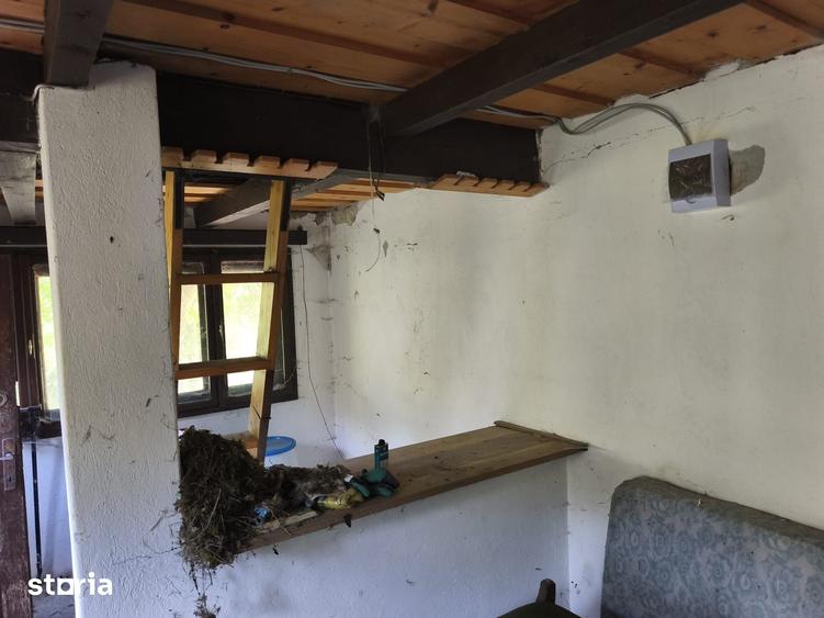 Casă cu Teren 1680 Mp în Ernei