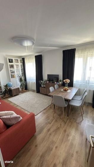 Apartament cu 3 camere decomandat în Central