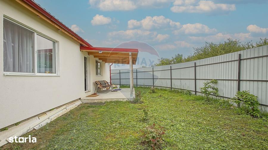 Casă cu 2 camere cu Teren 380 Mp în Hărman