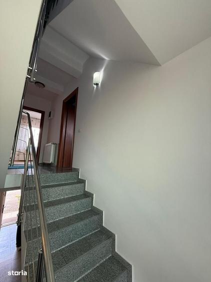 Casă cu 4 camere în Chiajna
