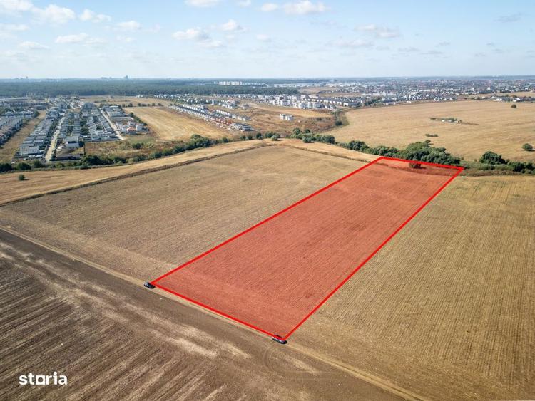 Teren de 16500 mp, în Tunari